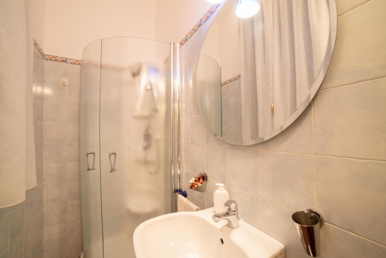 Corte Degli Estensi, Romantica Mansardina Ferrara Exteriör bild